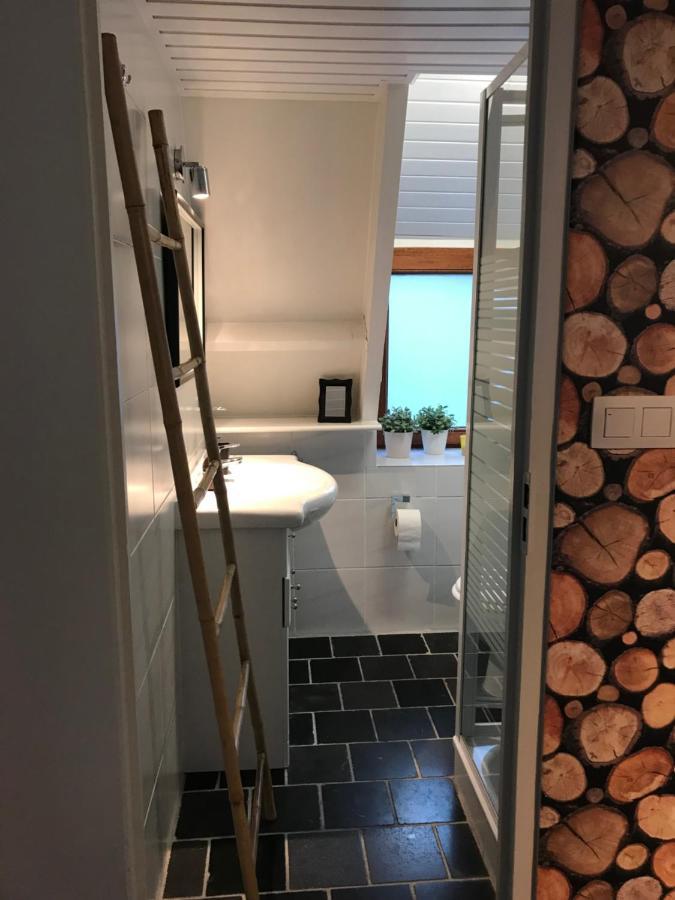 Вилла Heavenly Renovated Cabin Near Pittoresque Durbuy - Whistler Экстерьер фото